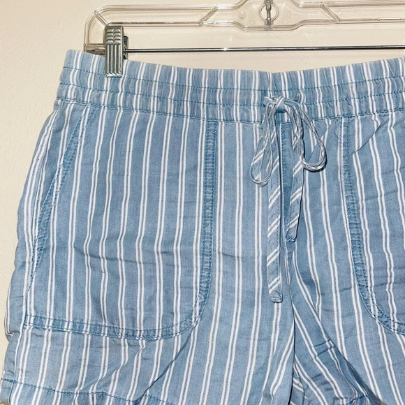 Calvin Klein Blue & White Striped High Rise Pull-on Fabric Shorts 6 Women’s - Picture 3 of 12